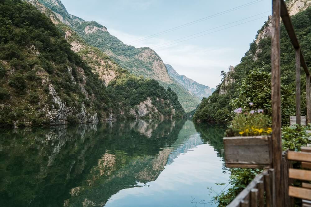 Lac de Koman – fjords albanais