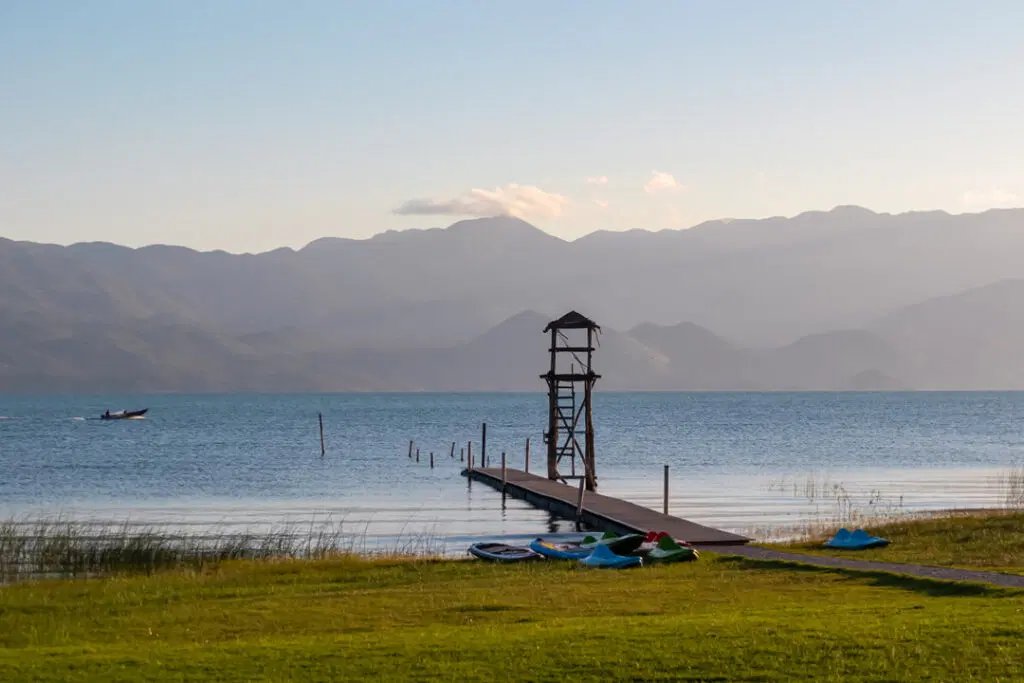 Shkodër – vue sur le lac