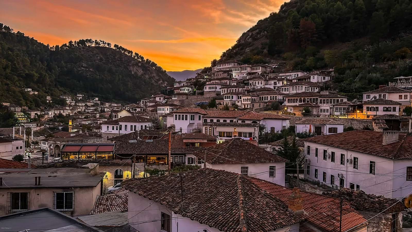 Berat – ville aux mille fenêtres