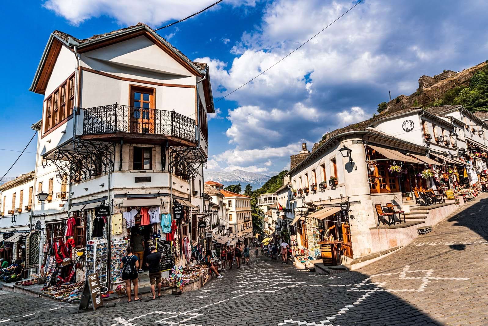 Gjirokaster nuit