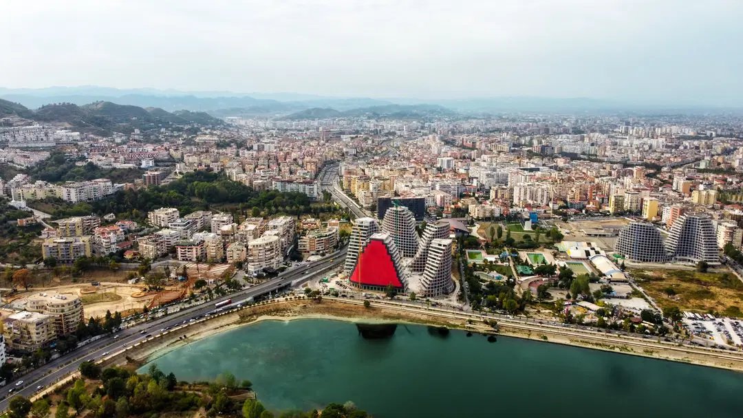 Tirana vue aérienne