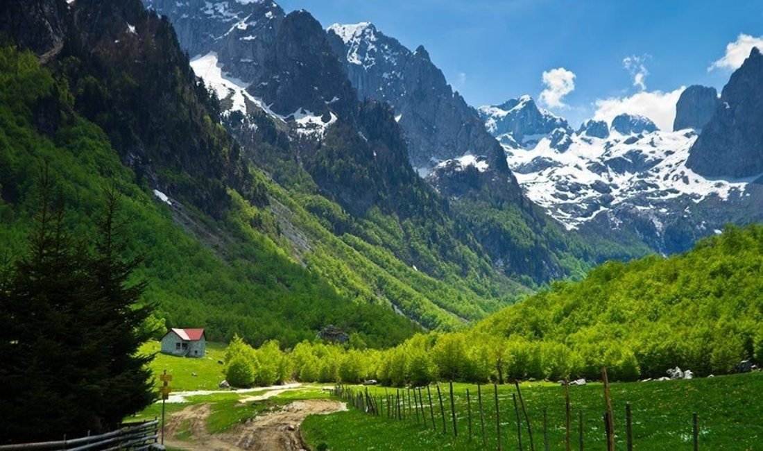 Aventure dans les Alpes Albanaises – paysages sauvages